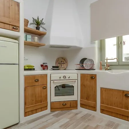 Aegean White * Naxos City