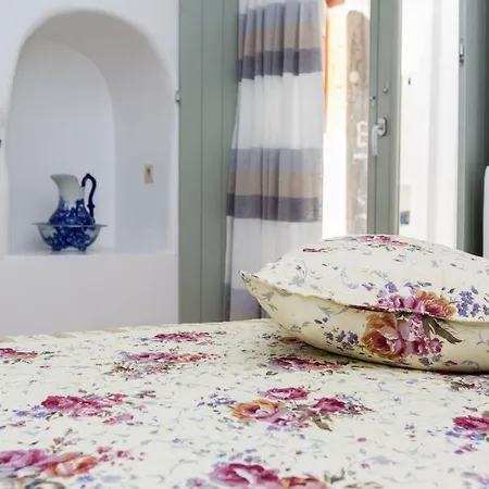 Aegean White Naxos City