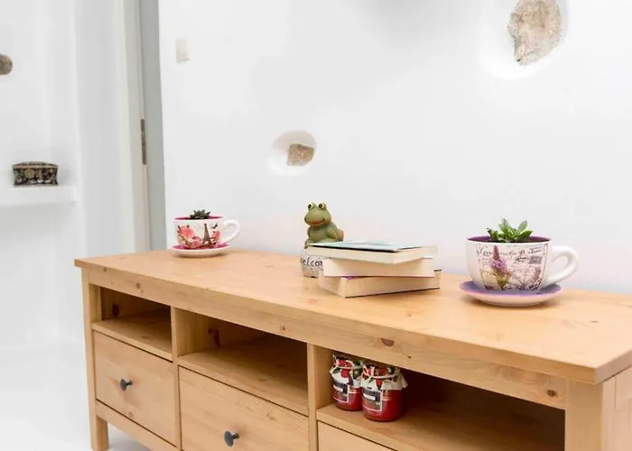 Aegean White Naxos City