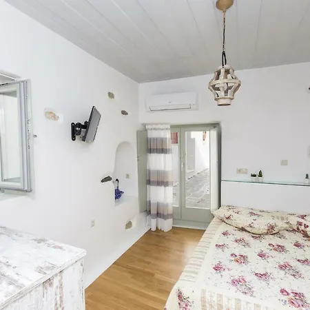 Aegean White Apartamento *