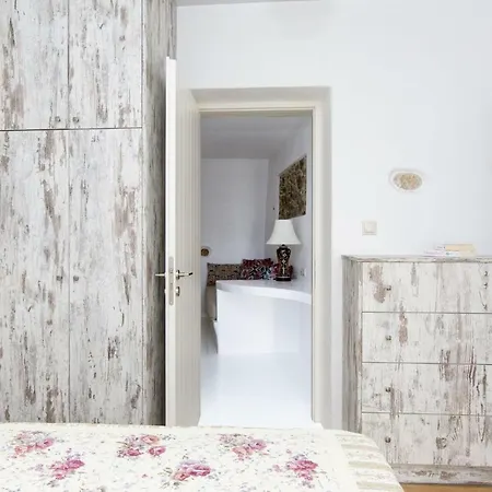 Aegean White Apartament *