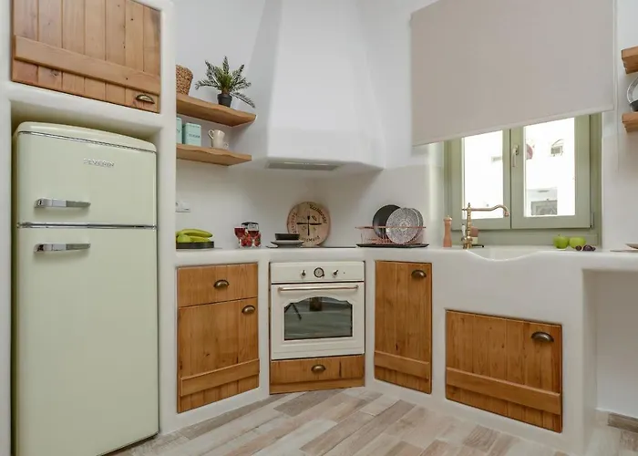 Aegean White * Naxos City