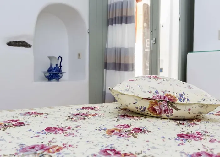 Aegean White Naxos City